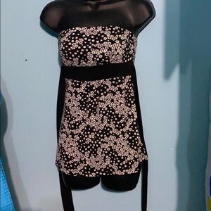 5for$20 tops Strapless black and white floral top